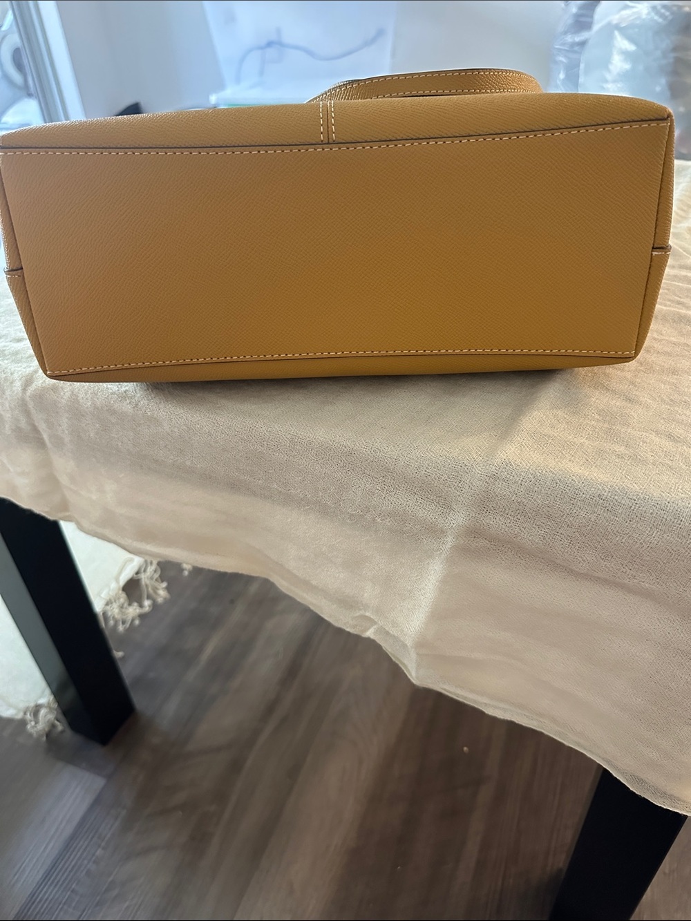Authentic Coach  Zip Tote - Picture 6 of 10